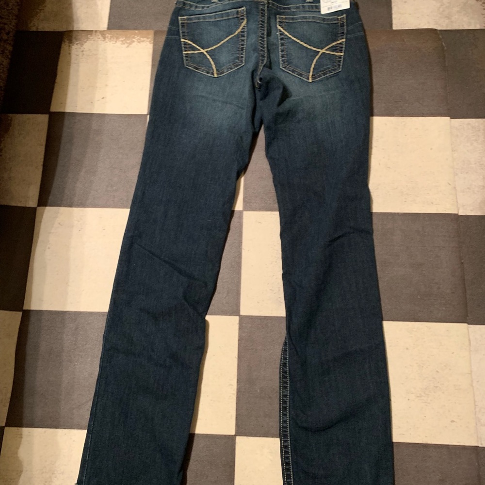 Ariat mid rise straight jeans
